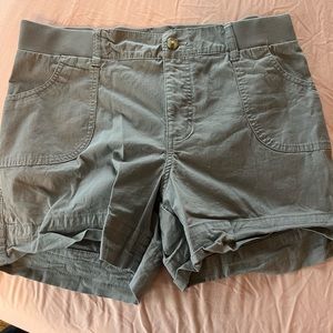 Grey Midrise Short